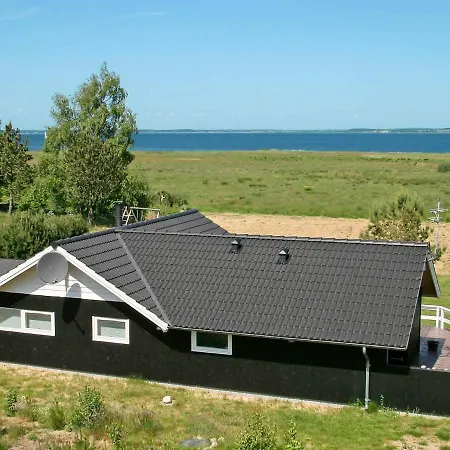 Three-bedroom In Hojslev 4 Holiday home
