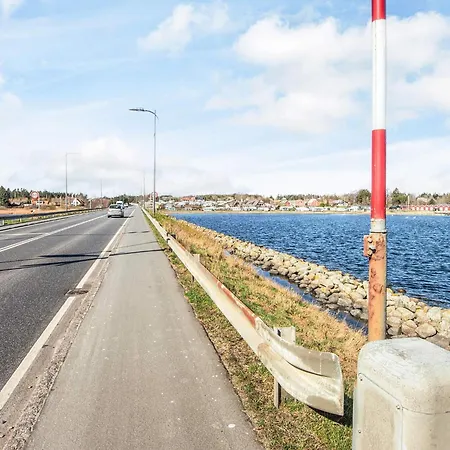 Three-bedroom In Hojslev 4 Holiday home Bostrup