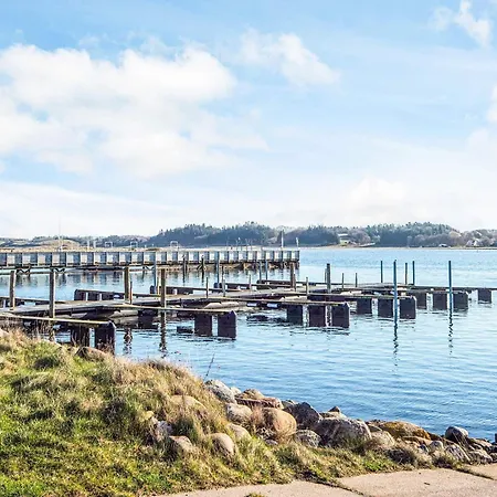 6 Person In Hojslev-by Traum Bøstrup